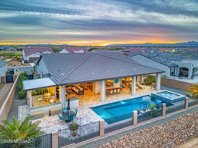 2459 E Copper Valley Way, Green Valley, AZ 85614