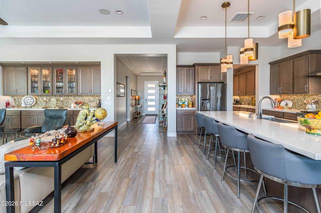 2459 E Copper Valley Way, Green Valley, AZ 85614