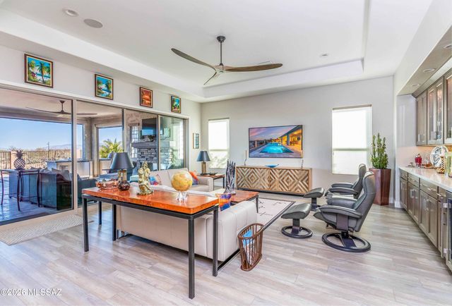 2459 E Copper Valley Way, Green Valley, AZ 85614