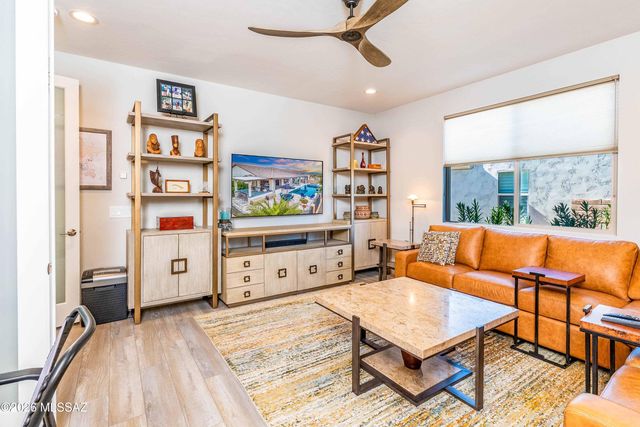 2459 E Copper Valley Way, Green Valley, AZ 85614