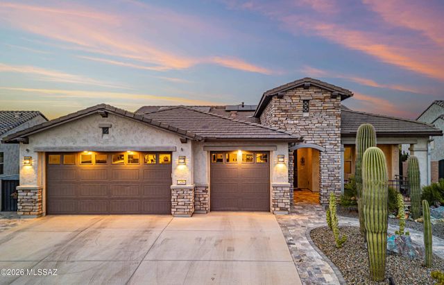 2459 E Copper Valley Way, Green Valley, AZ 85614