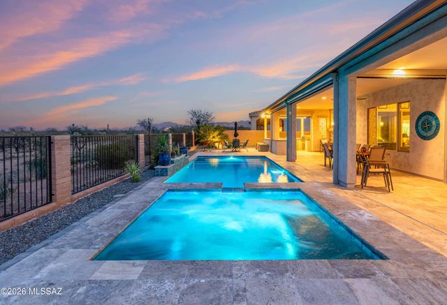 2459 E Copper Valley Way, Green Valley, AZ 85614