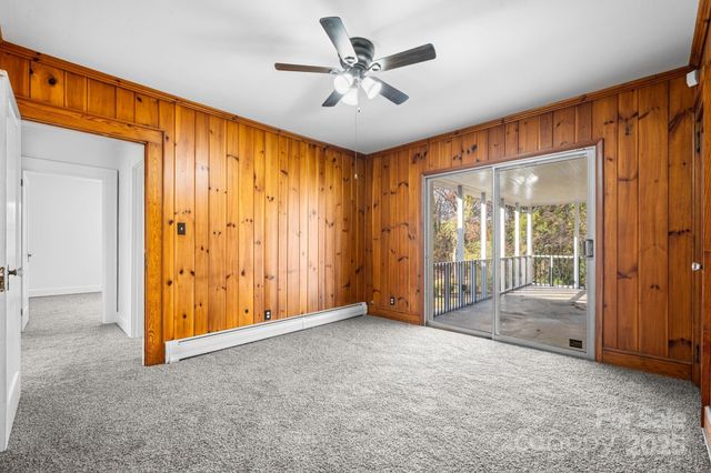 313 17th Street NW, Hickory, NC 28601