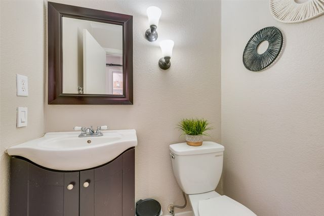7806 Park Lane, Rowlett, TX 75089