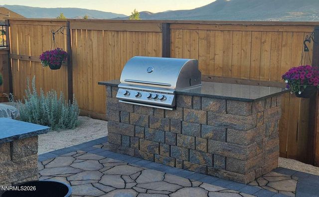 408 Pah Rah Ridge Drive, Sparks, NV 89441
