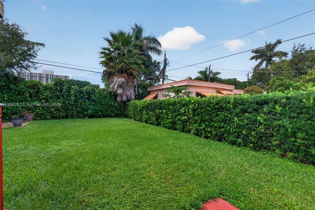 1590 NE 110th Street, Miami, FL 33161