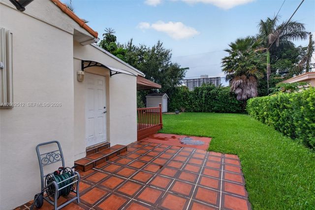 1590 NE 110th Street, Miami, FL 33161