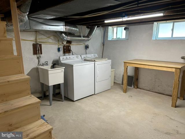 1808 N MUTTER ST, Philadelphia, PA 19122