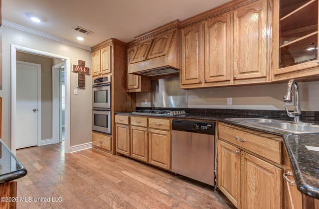 2323 Middlecoff Drive, Gulfport, MS 39507
