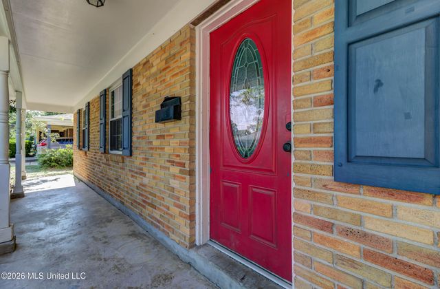 2323 Middlecoff Drive, Gulfport, MS 39507
