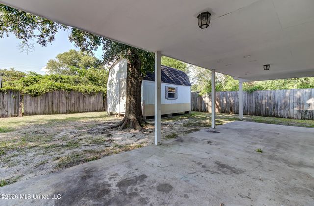 2323 Middlecoff Drive, Gulfport, MS 39507