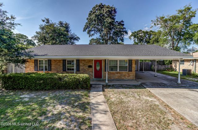 2323 Middlecoff Drive, Gulfport, MS 39507