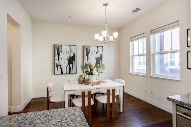 1926 Stella Street, Mountain View, CA 94043