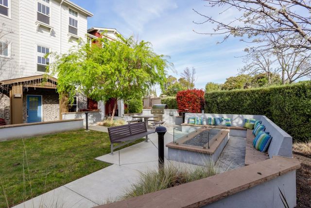 1926 Stella Street, Mountain View, CA 94043