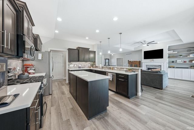 5801 Lourdais Court, Fort Wayne, IN 46818