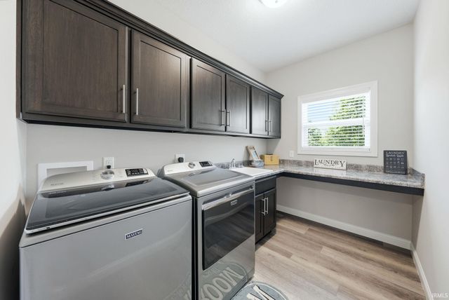 5801 Lourdais Court, Fort Wayne, IN 46818
