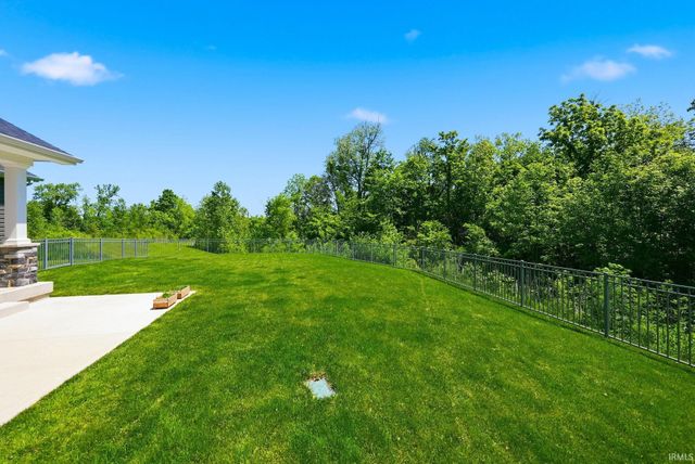 5801 Lourdais Court, Fort Wayne, IN 46818