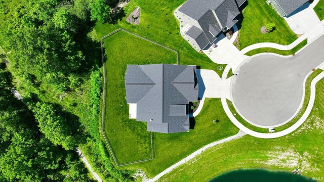 5801 Lourdais Court, Fort Wayne, IN 46818