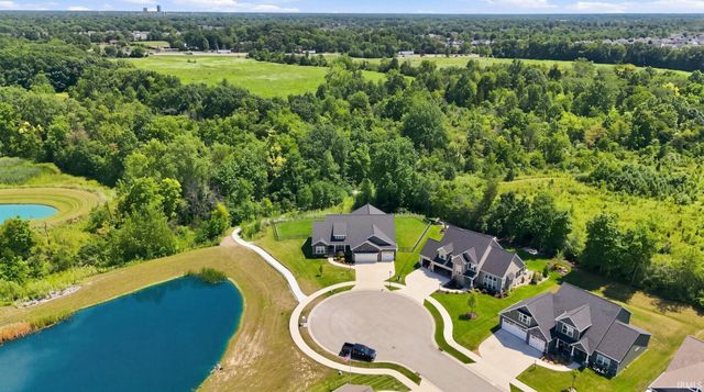5801 Lourdais Court, Fort Wayne, IN 46818