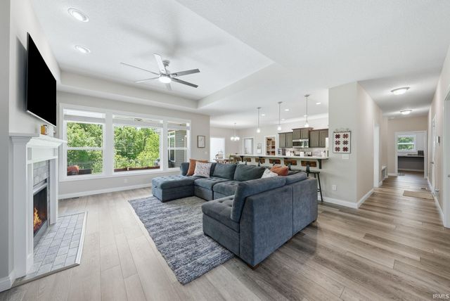 5801 Lourdais Court, Fort Wayne, IN 46818