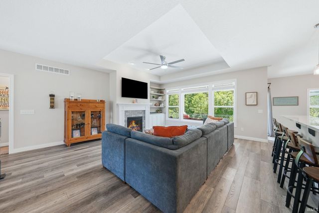 5801 Lourdais Court, Fort Wayne, IN 46818