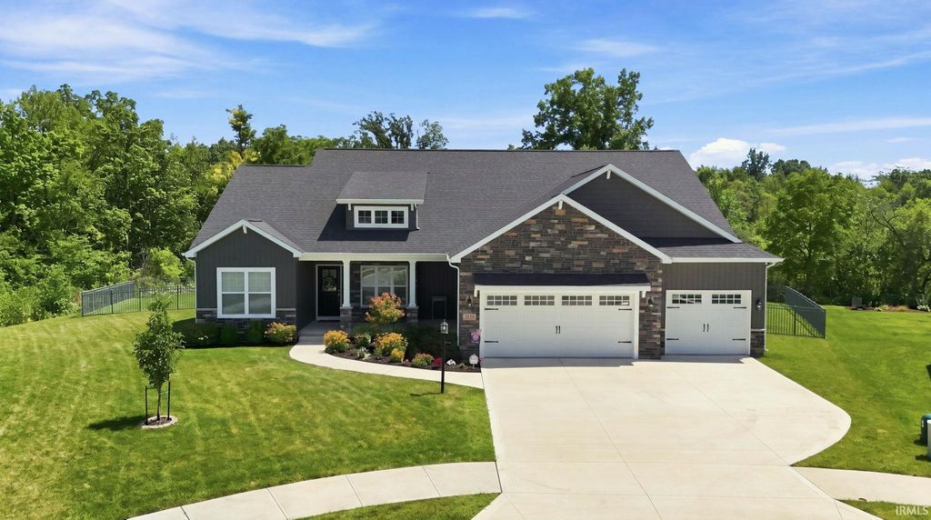 5801 Lourdais Court, Fort Wayne, IN 46818