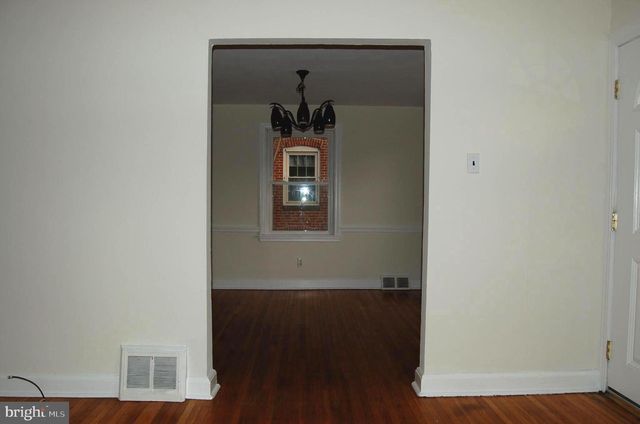 309 VILLAGE RD, Wilmington, DE 19805