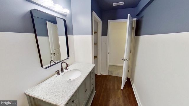 2706 PAPER MILL RD, Phoenix, MD 21131