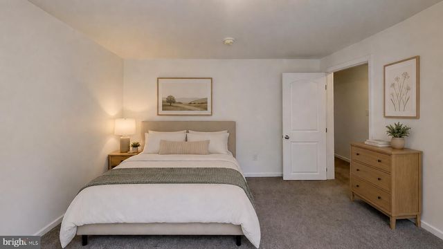 2706 PAPER MILL RD, Phoenix, MD 21131