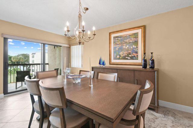 364 Golfview Road 506, North Palm Beach, FL 33408