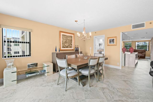 364 Golfview Road 506, North Palm Beach, FL 33408