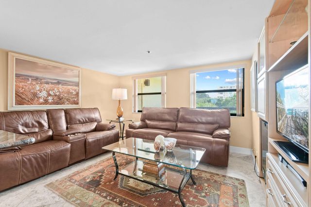 364 Golfview Road 506, North Palm Beach, FL 33408