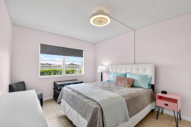 1801 Ocean Drive 108, Boynton Beach, FL 33426