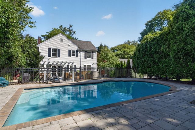70 Westchester Rd, Boston, MA 02130