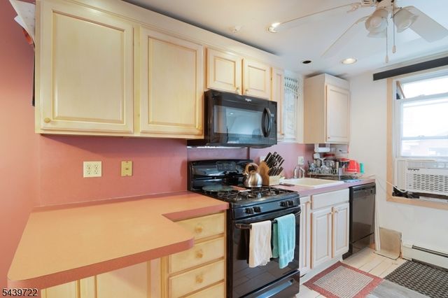 405 Kingsland Ave, Lyndhurst Twp., NJ 07071