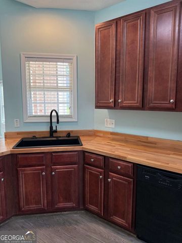 2555 Flat Shoals Road 1705, South Fulton, GA 30349