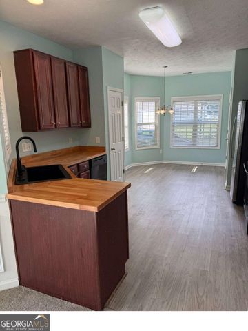 2555 Flat Shoals Road 1705, South Fulton, GA 30349