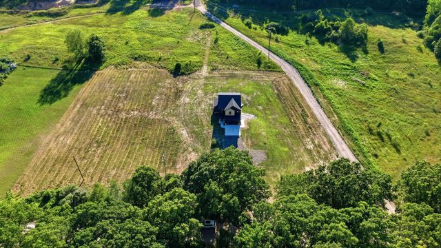 11427 Heintzelman Road NE, Rockford, MI 49341