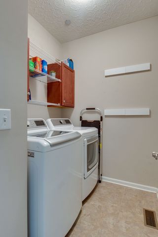 1025 Park Run Dr, Franklin, TN 37067