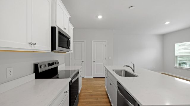 557 Gahagan Road, Summerville, SC 29485