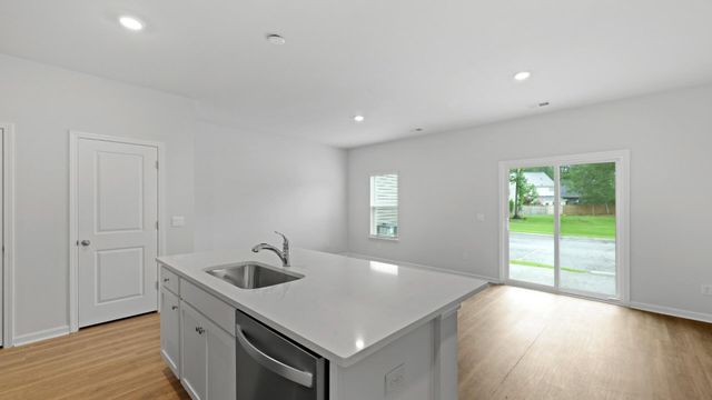 557 Gahagan Road, Summerville, SC 29485