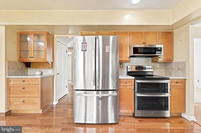 1928 APPALOOSA RD, Warrington, PA 18976