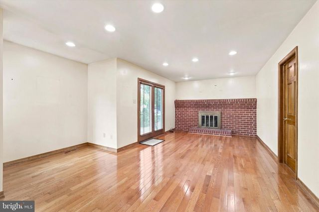 1928 APPALOOSA RD, Warrington, PA 18976