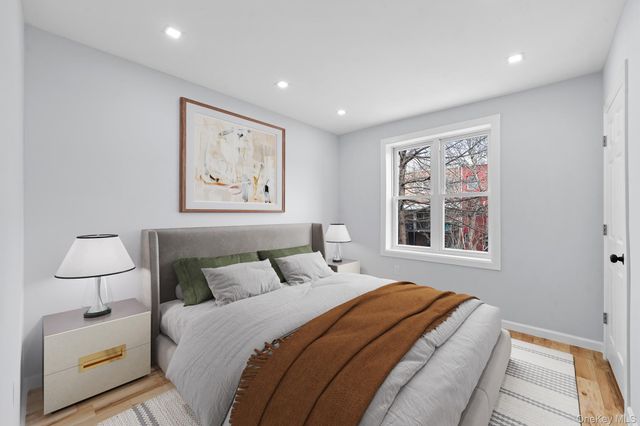 997 E 52nd Street, Brooklyn, NY 11234