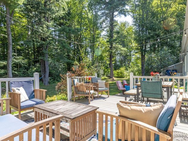 14 Red Cedar Lane, Shelburne, VT 05482