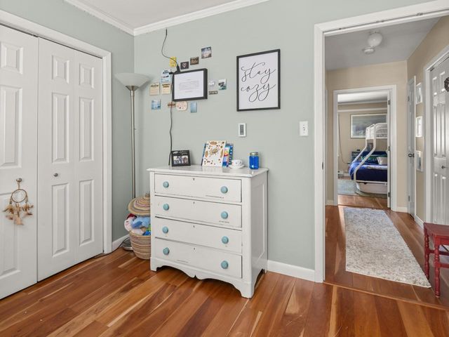 14 Red Cedar Lane, Shelburne, VT 05482