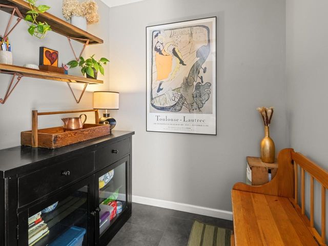 14 Red Cedar Lane, Shelburne, VT 05482