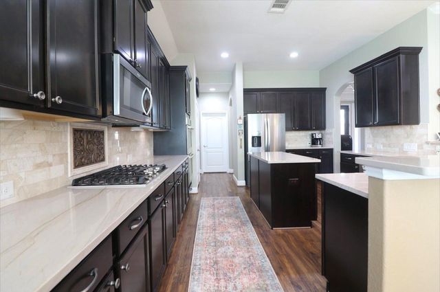 17918 Kathywood Drive, Tomball, TX 77377