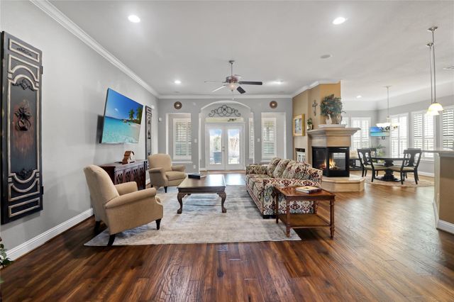 17918 Kathywood Drive, Tomball, TX 77377