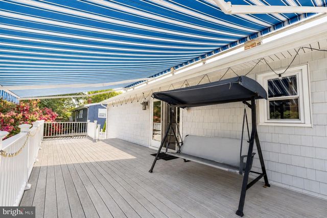 14 HARMON RD, Edison, NJ 08837